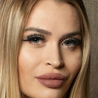 nicolevs Nackt