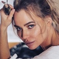 Nikol Kovalchuk Nackt