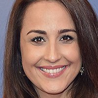 Nina Moghaddam Nackt