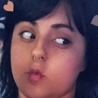 Noems Nackt