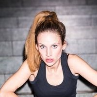 Nora Huetz Nackt