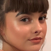 Nude De Laure Nackt