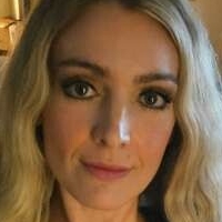 Nurse Brandi Nackt
