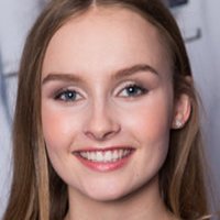 Olivia DeJonge Nackt