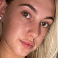 Oliviaus Nackt