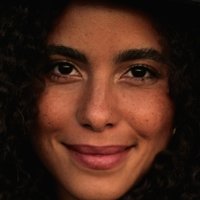 Parisa Fitz-Henley Nackt