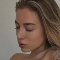 Petite_girl Nackt
