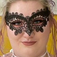 phoebetheunistudent Nackt