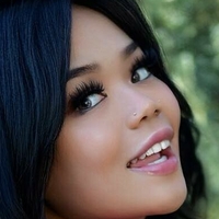 Pixie Gloss Nackt