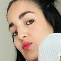 Queen Julia Nackt