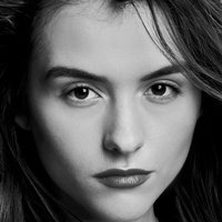 Quinn Shephard Nackt