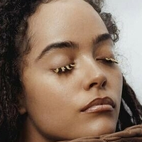 Quintessa Swindell Nackt