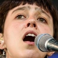 Raphaelle Standell-Preston Nackt