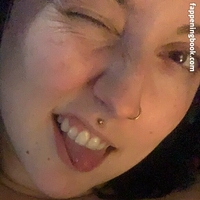 ronnimae Nackt