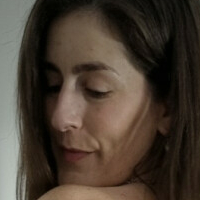 Rosagee Nackt
