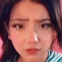 Saaniyax Nackt