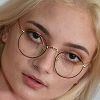 Sabrina May Nackt