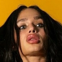 Sam Razhi Nackt