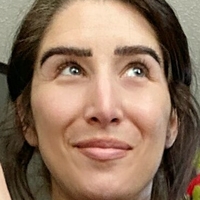 Sara Hugg Nackt