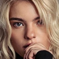 Sarah Almoril Nackt