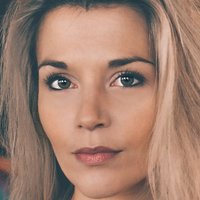 Sarah Bonrepaux Nackt