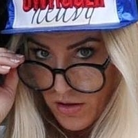 Sarah Giggle Nackt