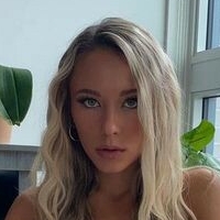 Sarah Houchens Nackt