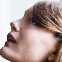 Sarah Riedel Nackt