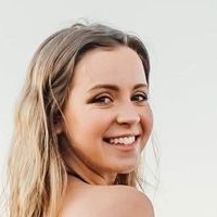 Sarah Senecal Nackt