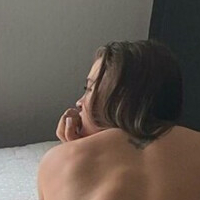 Sarah Slavotinek Nackt
