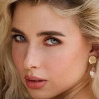 Savannah Vinson Nackt