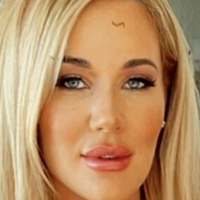 SavannahBond Nackt