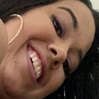 Selena Ryan Nackt