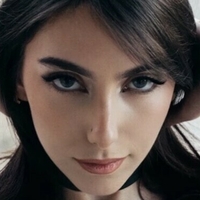 Shana Cohen Nackt
