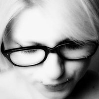 Shenni Suicide Nackt