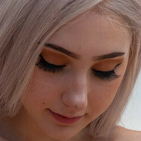Skyla Vox Nackt