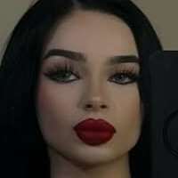 Sofia Guzman Nackt