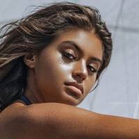 Sofia Jamora Nackt