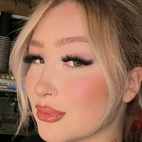 Stacked Blonde Nackt
