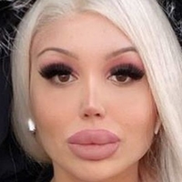 Steffi Mulic Nackt