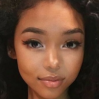 Stephanie Hikaru Nackt