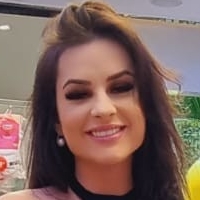 Suelen Lucca Nackt