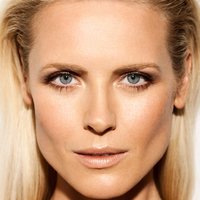 Synnøve Macody Lund Nackt