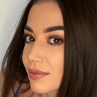 tara_tiny Nackt