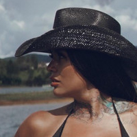 Tatu Baby Nackt