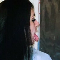 tayaliz Nackt