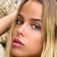 Taylor Brumann Nackt