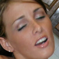 Taylor Little Nackt
