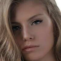 Taylor Malkov Nackt