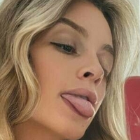 Taylor May Thompson Nackt